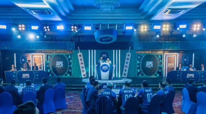 বিপিএল নিলামে কে কত টাকায় বিক্রি হলেন